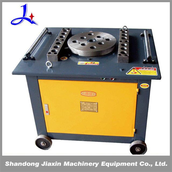 錬鉄製のスクロール曲げ機械